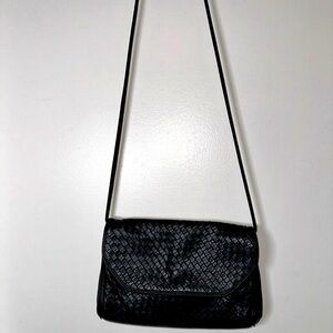Black Cross-woven Crossbody Bag